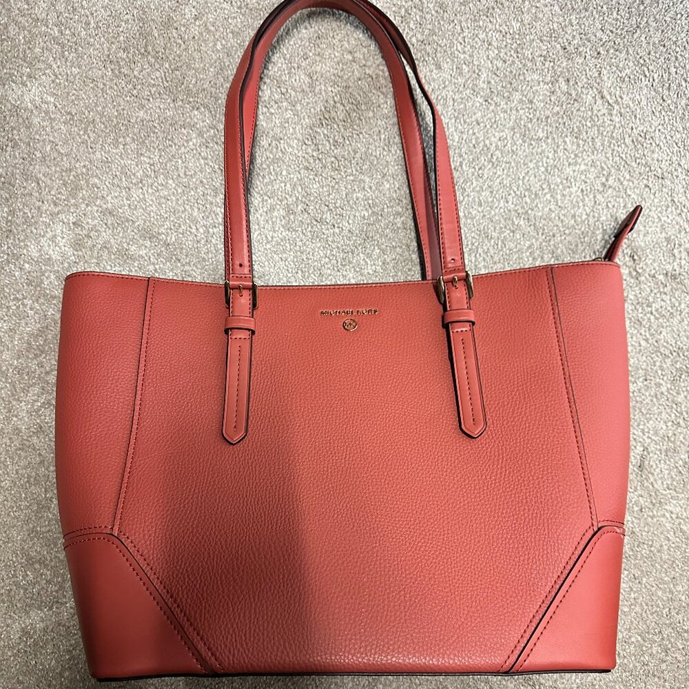 👜 Michael Kors Aria Large Tote Bag – NWT! Terracotta Beauty 🔥
